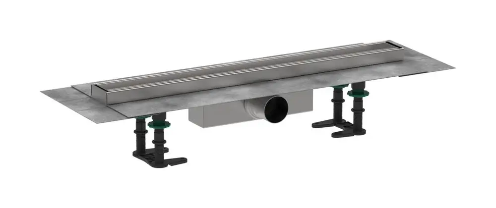 Duschrinne von Hansgrohe mit einer befliesbaren Oberfläche, montiert mit stabilisierenden Klemmen und einem Abflussrohr für Standardinstallation.